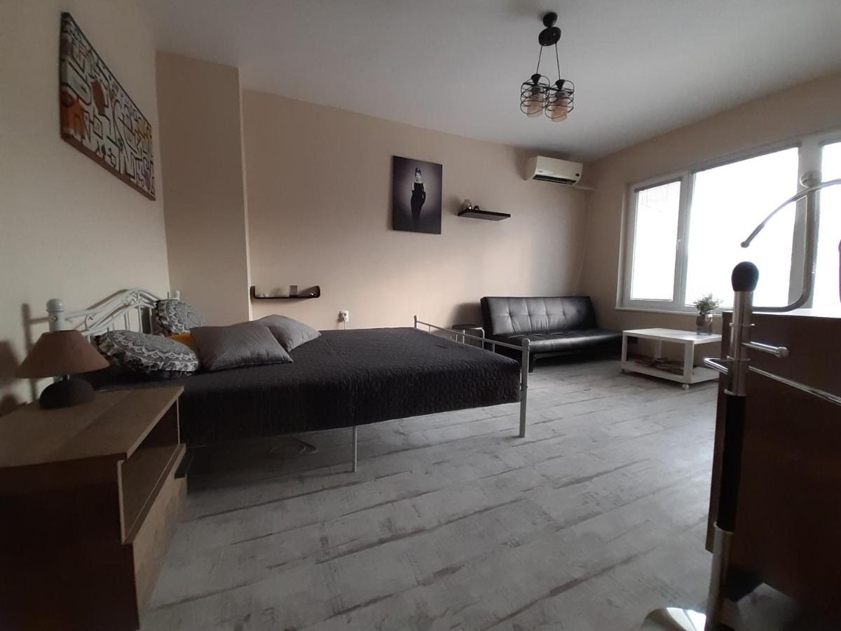Lefterov'S Guests Suite Varna Exterior foto